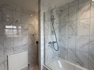Bathroom- click for photo gallery
